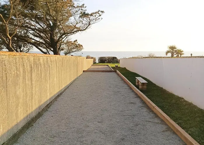 別荘 Loralistudios, Maison En Bord De *