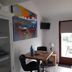 Loralistudios, Maison En Bord De Ferienhaus *