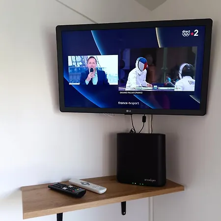 Loralistudios, Maison En Bord De Hébergement de vacances *