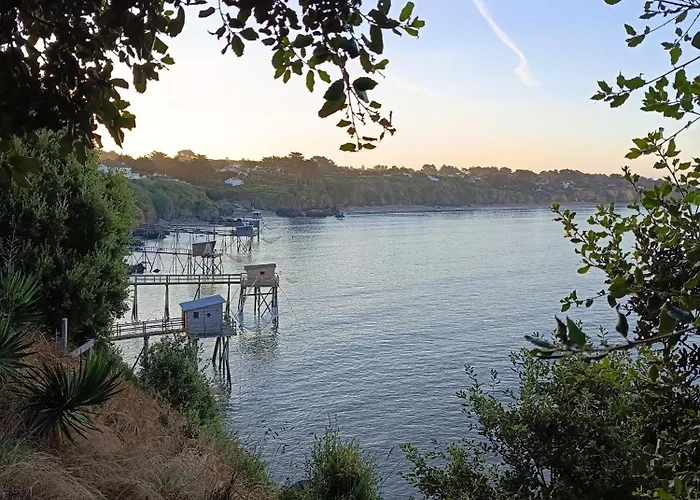 Casa vacanze Loralistudios, Maison En Bord De *